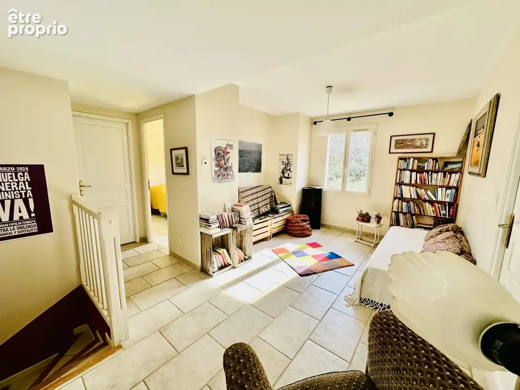 Ensemble immobilier rare : 2 villas, 10 pièces - photo 14