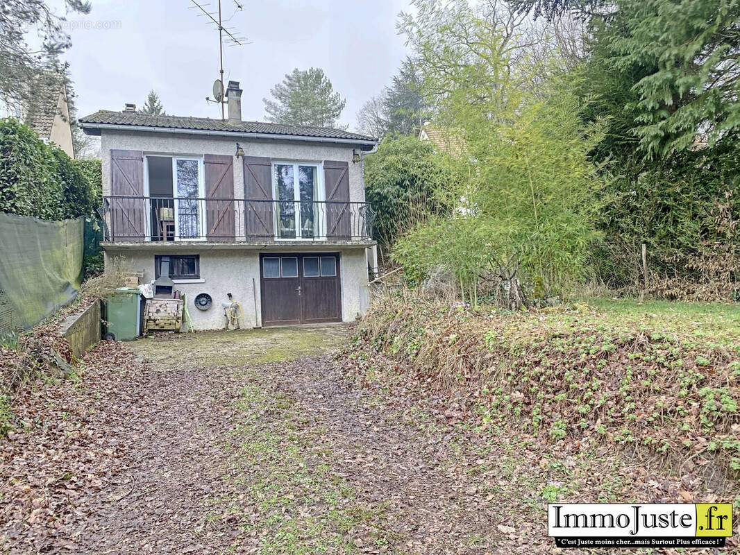 Maison à LES ESSARTS-LE-ROI