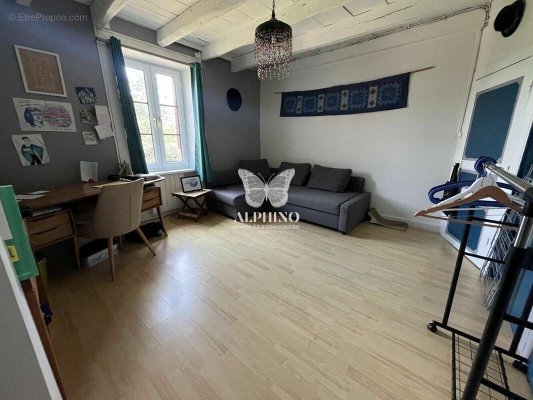 Maison à COGNAC-LA-FORET