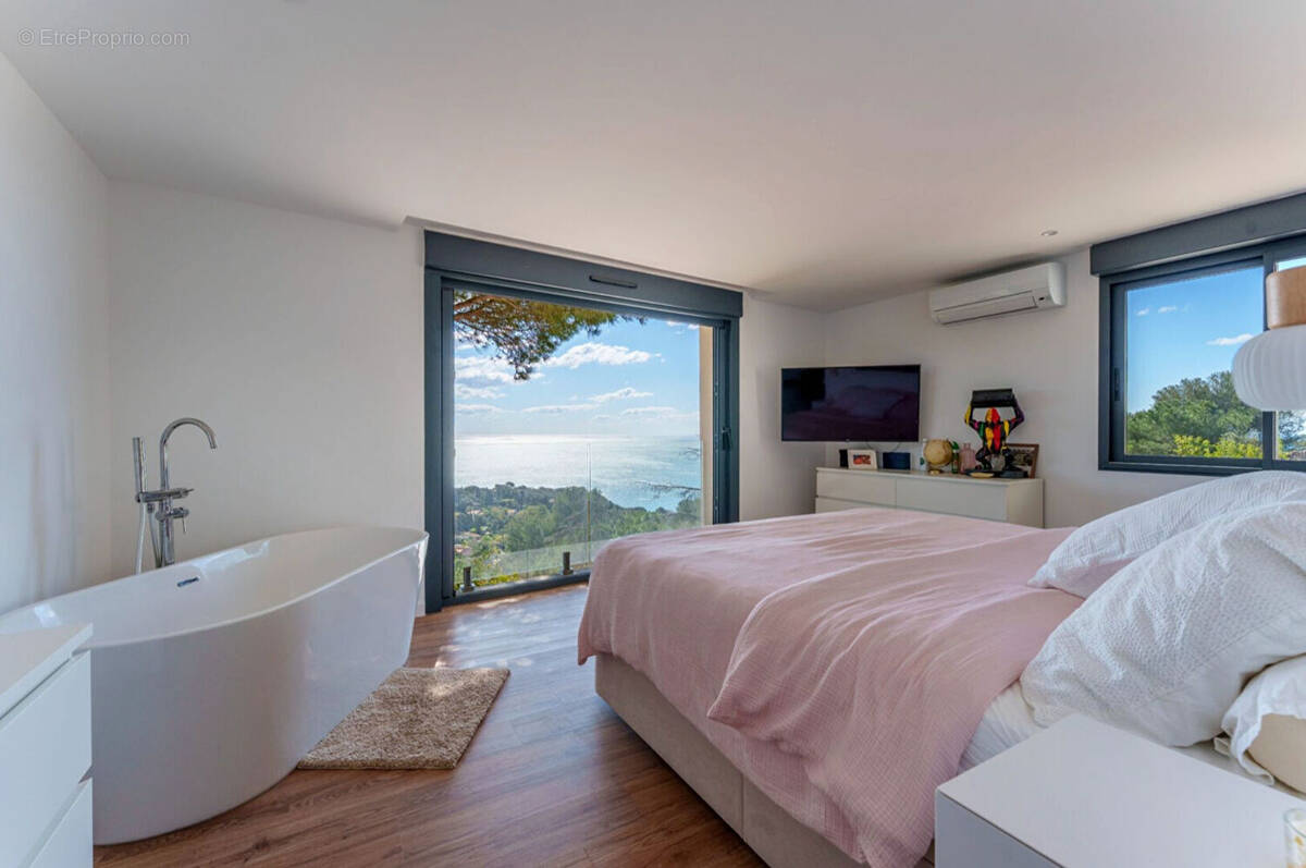 Photo Appartement à Sete au prix de 799 000€