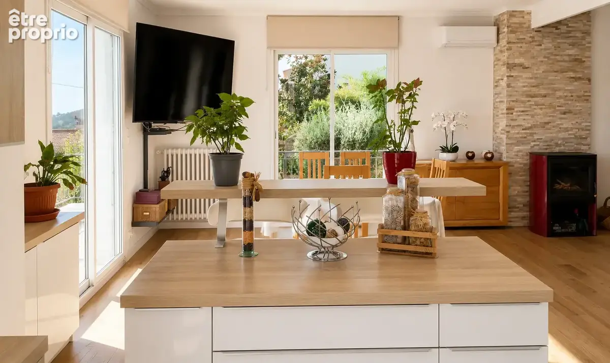 Maison individuelle 135 m2 avec vue panoramique, T2 indépendant, jardin et aperçu mer - photo 4