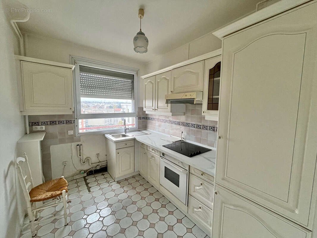 Appartement à VILLEMOMBLE