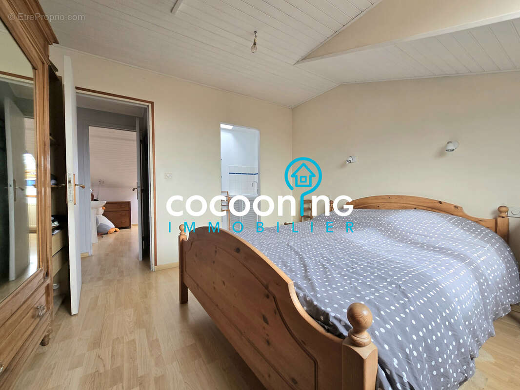 Maison en hyper centre de VALLET - photo 12