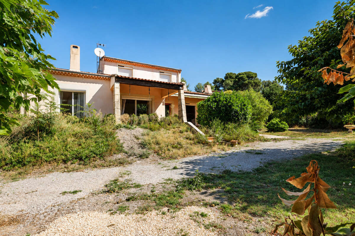 Maison familiale avec grand terrain piscinable - photo 2