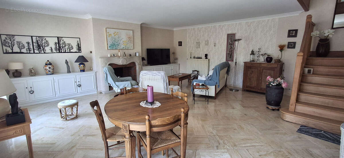 Maison à CREPY-EN-VALOIS