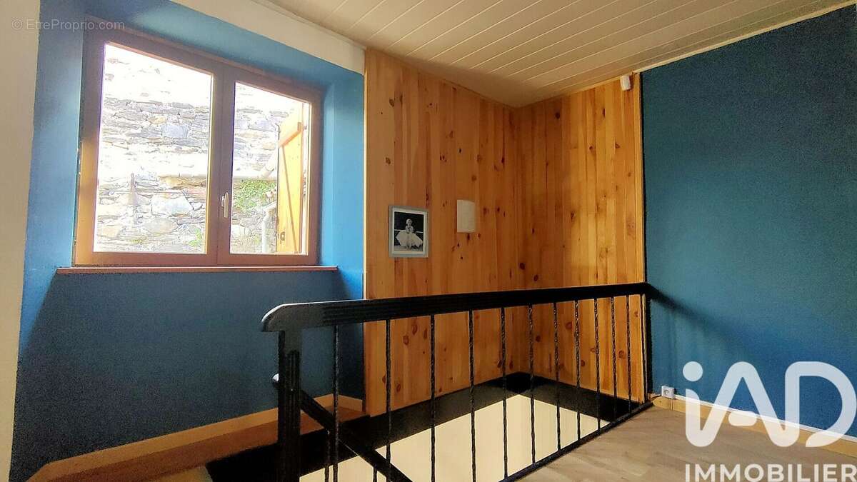 Maison 101 m² à Verreries-De-Moussans  - photo 8