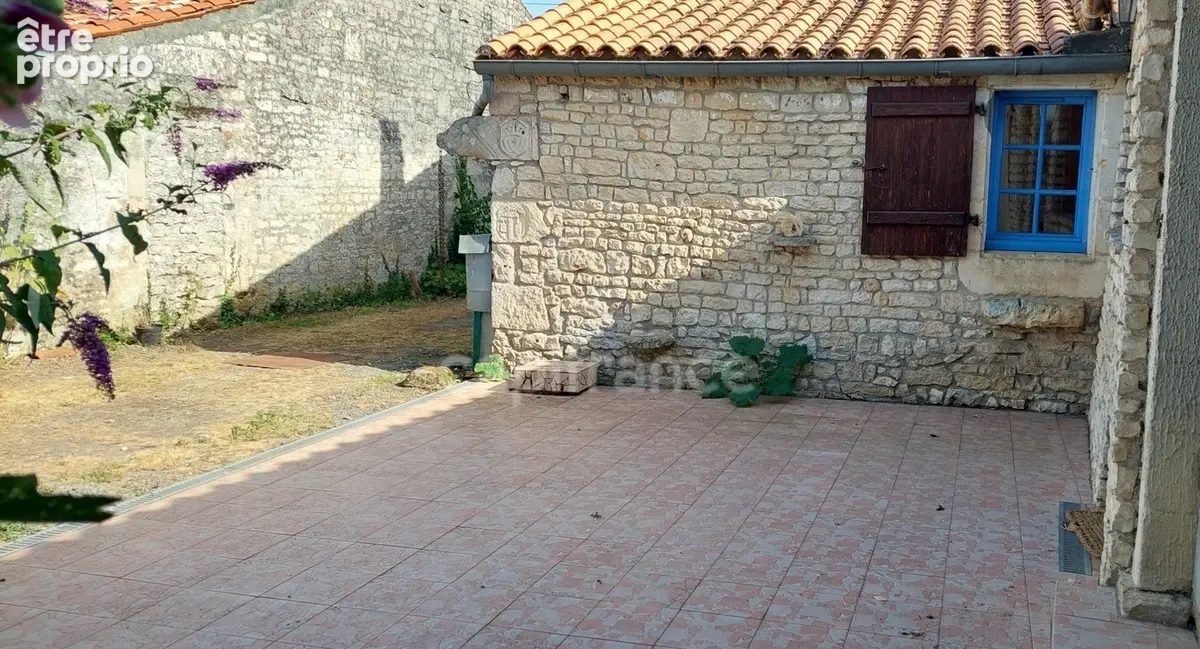 Maison à vendre 5 pièces NALLIERS (85) - photo 3