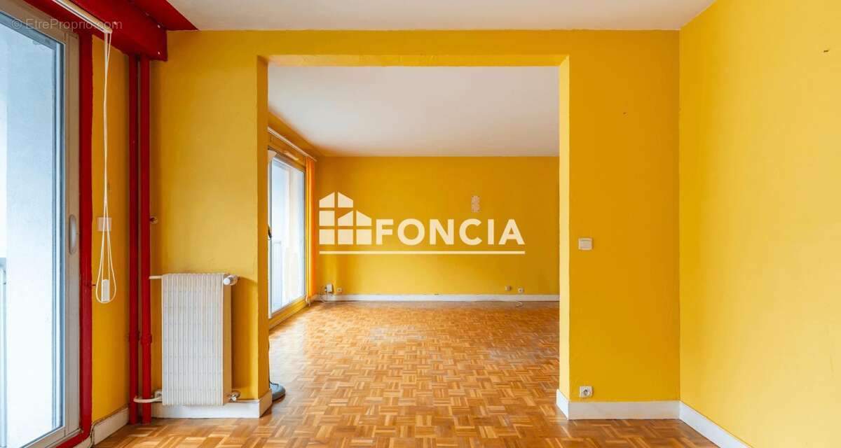 Appartement à PARIS-19E