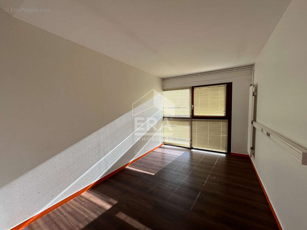Appartement à SAINT-ETIENNE-DU-ROUVRAY