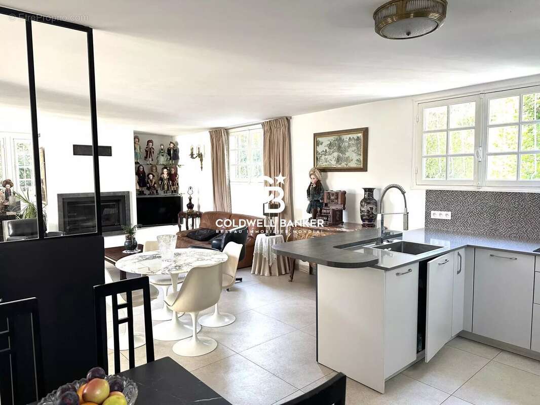 Maison à LE VESINET