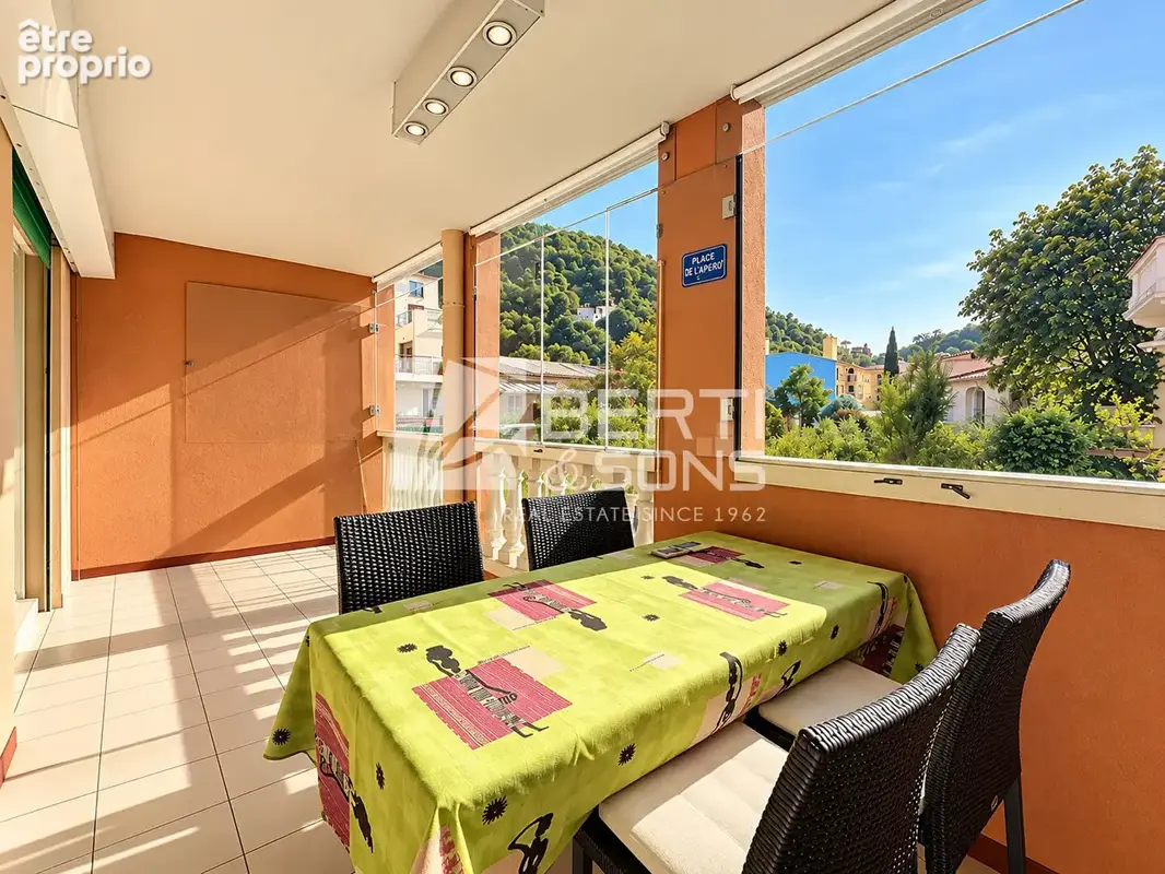 Theoule sur mer - 2 pieces au coeur du village - residence face a la plage - garage - photo 9