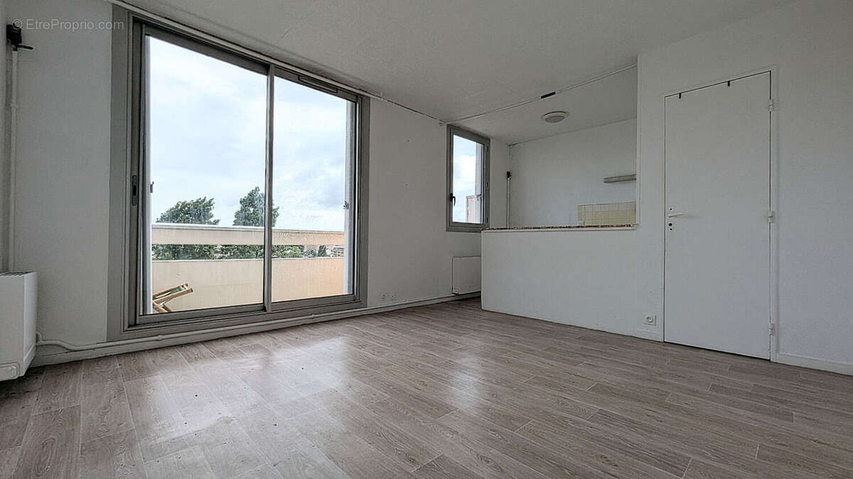 Appartement à STAINS