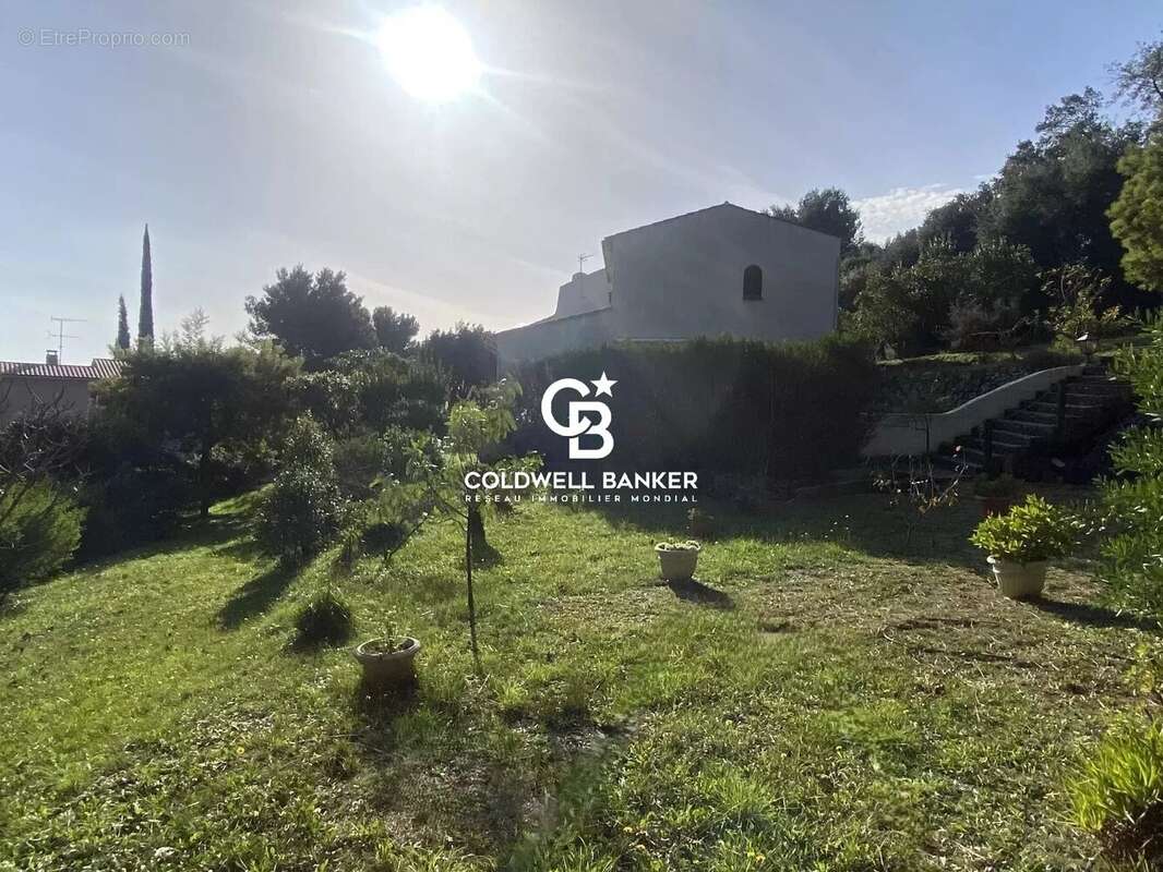 Maison à SAINT-MANDRIER-SUR-MER