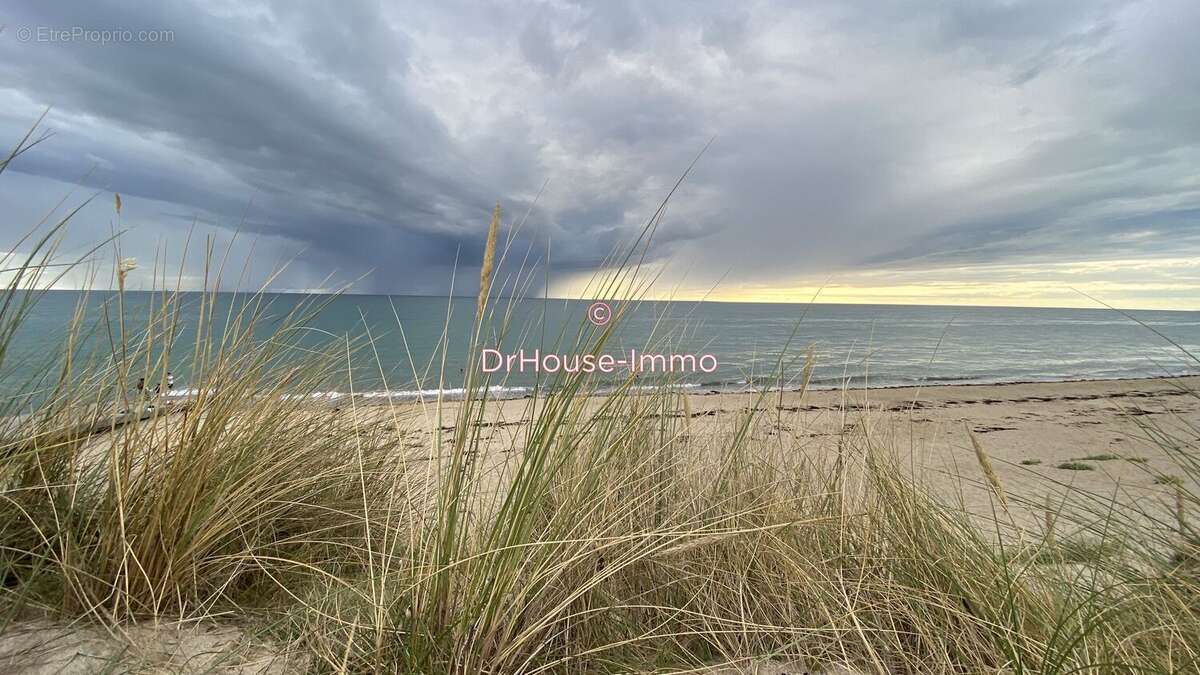 Terrain à BLAINVILLE-SUR-MER