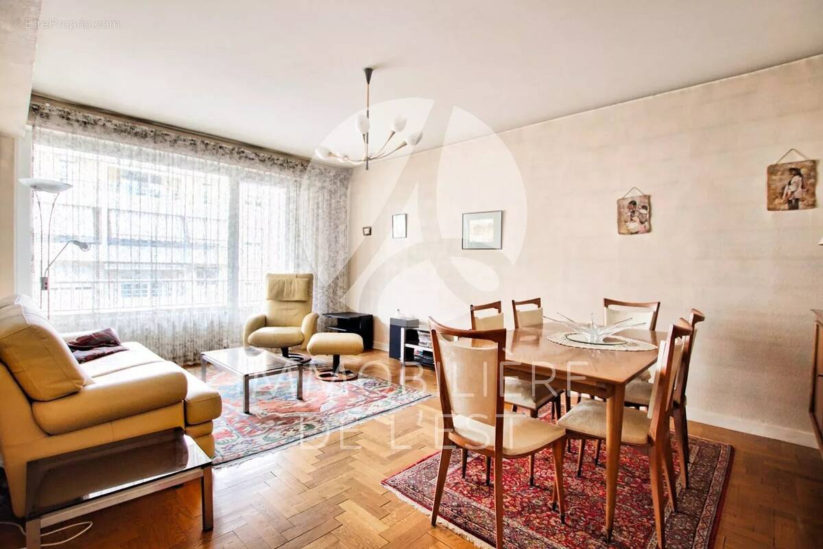 Appartement à LYON-8E