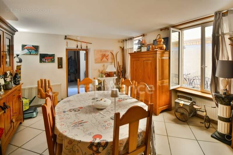 Commerce à BOUTIGNY-SUR-ESSONNE