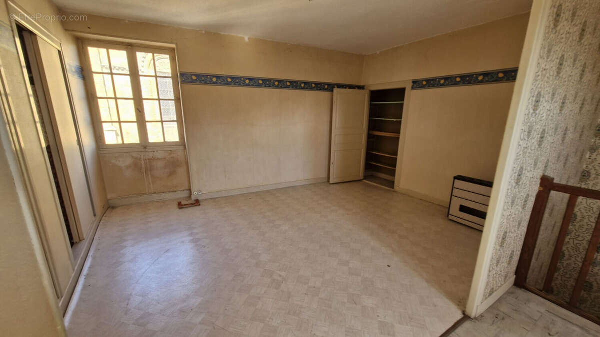 Appartement à CHARLIEU
