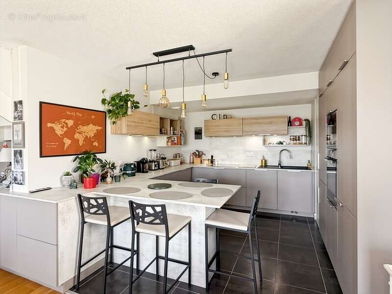 Superbe Duplex T4 - Double Terrasse - Parking - Entre Nansouty et Barrière de Bègles - photo 6