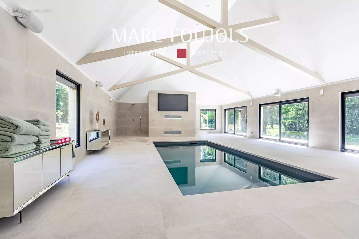 Maison à FONTAINE-CHAALIS