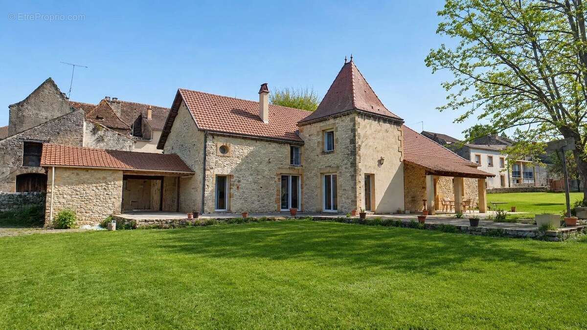 Maison à CAZALS