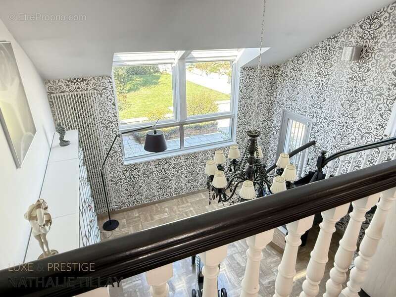 Maison à SAINT-PRYVE-SAINT-MESMIN