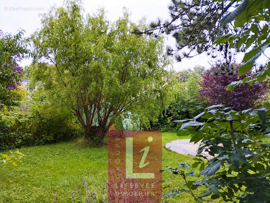 Maison à WIERRE-EFFROY