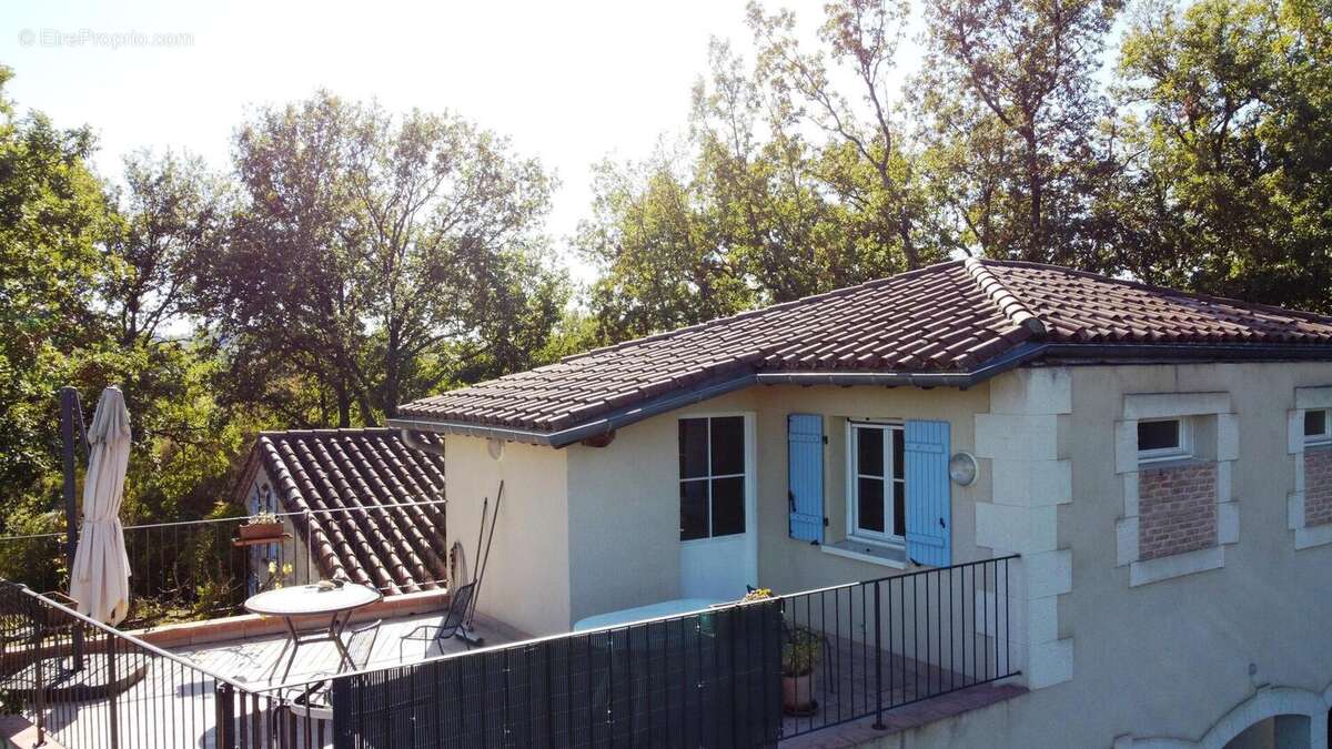 djiexport1760707845850 - Maison à SAINT-PUY