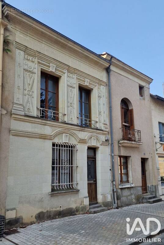 Photo 1 - Maison à MONTREUIL-BELLAY