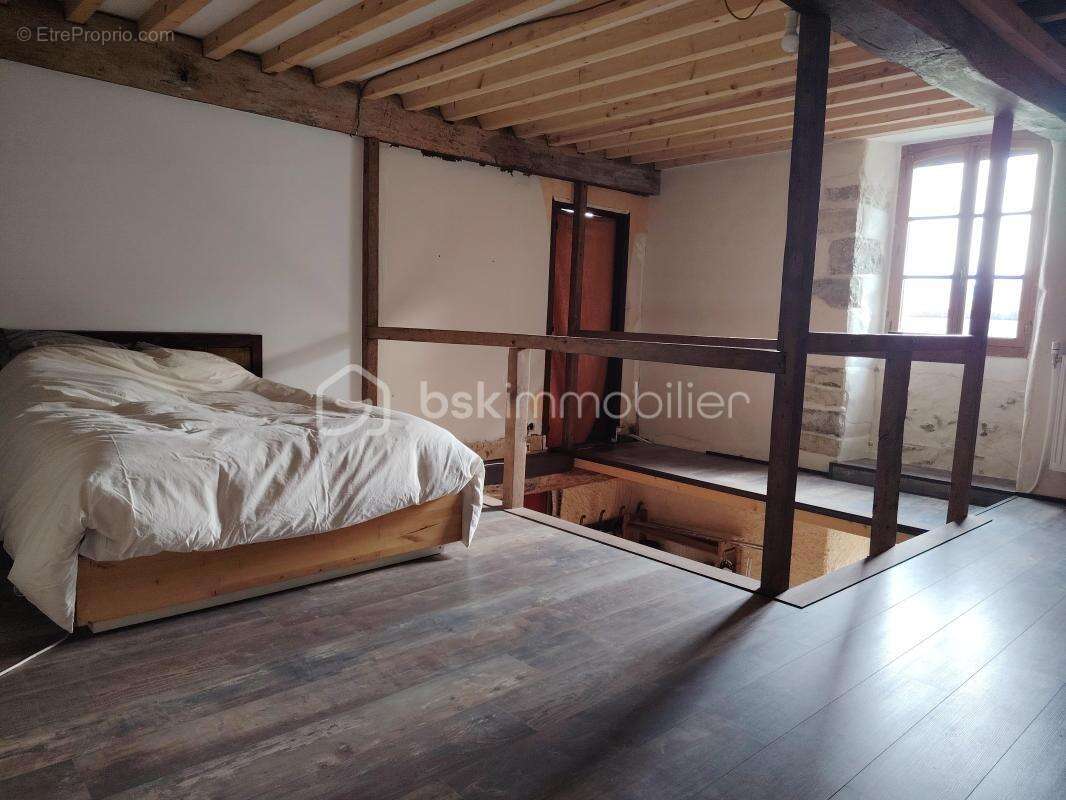 Maison à SAINTE-COLOME