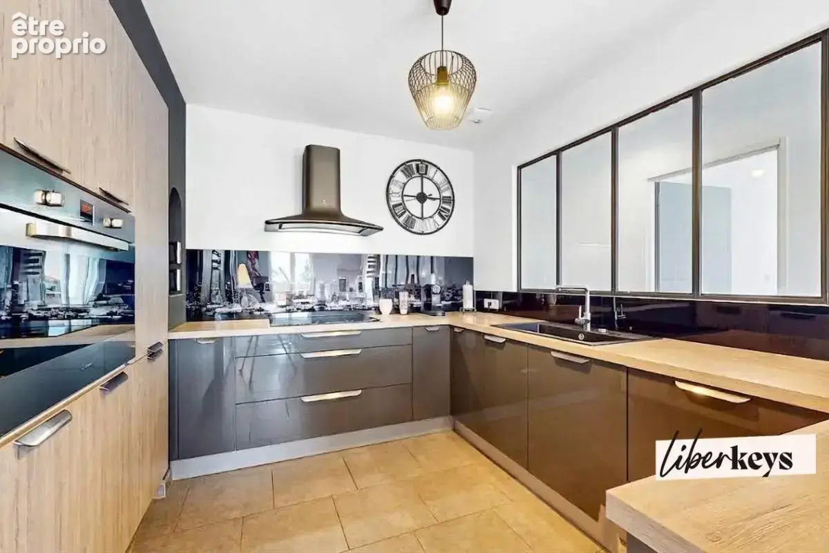 Maison contemporaine de plain-pied avec piscine chauffée — Cadre zen & DPE A - photo 4