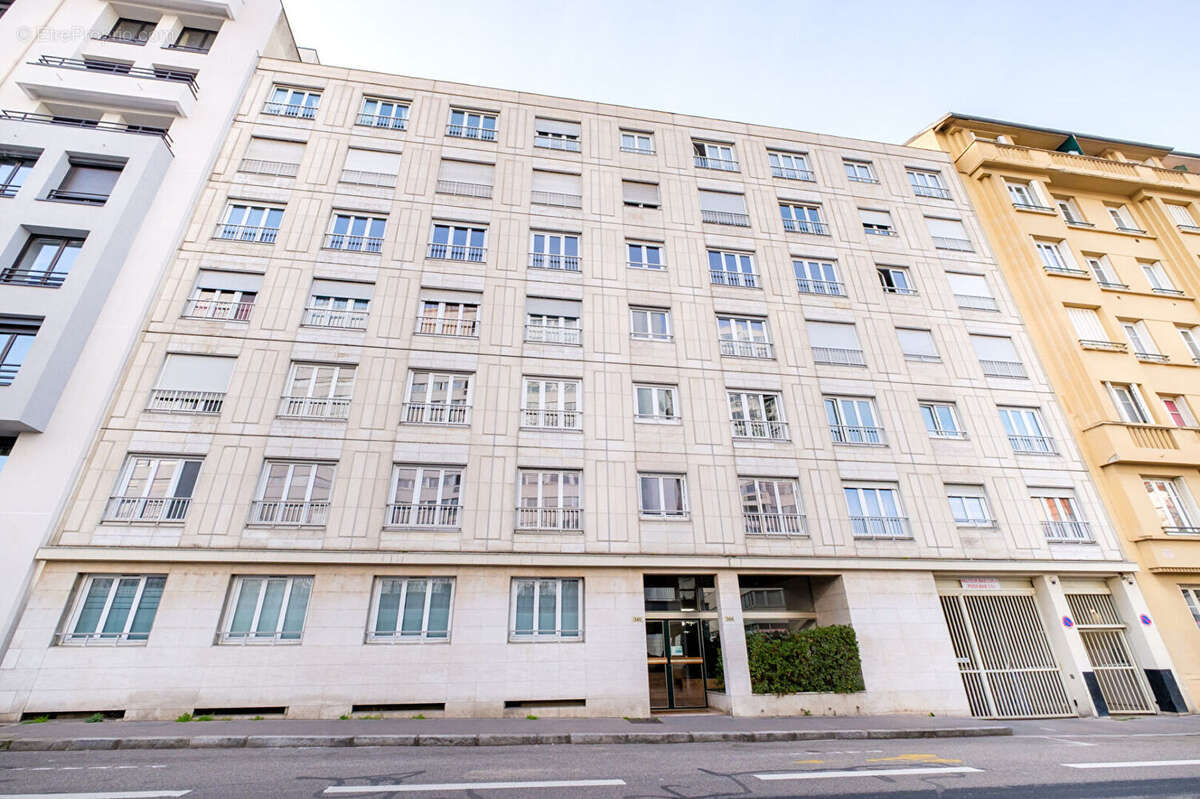 Appartement à LYON-7E