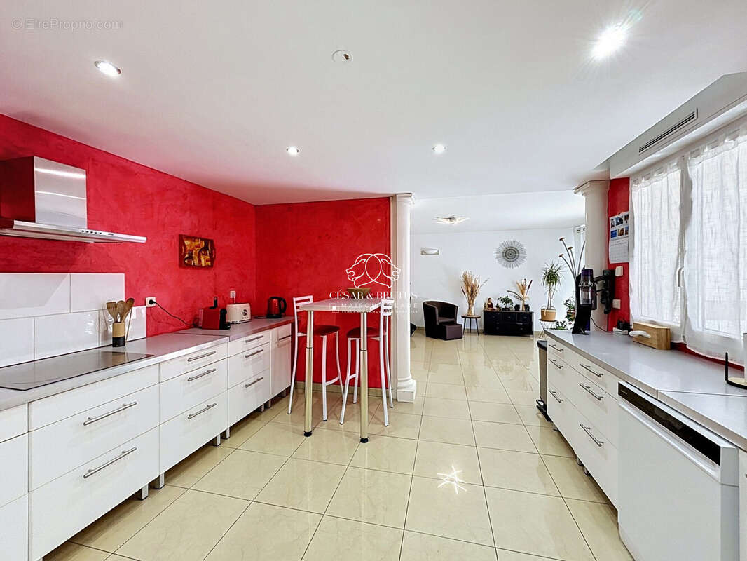 Appartement 4 pièces 113 m² à vendre à Villefranche-Sur-Saone (69400) - photo 8