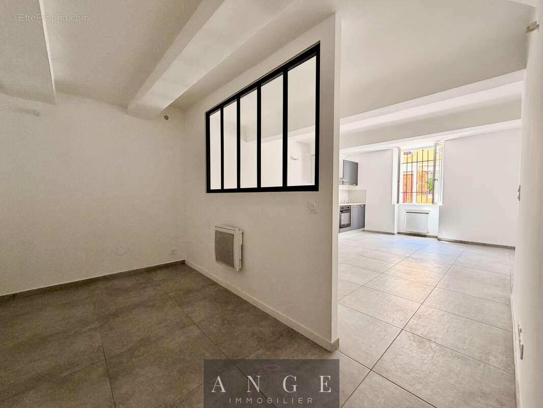 Appartement Type 1 La Farlède centre - photo 7