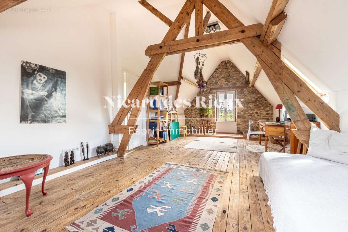 Maison à LA PORCHERIE