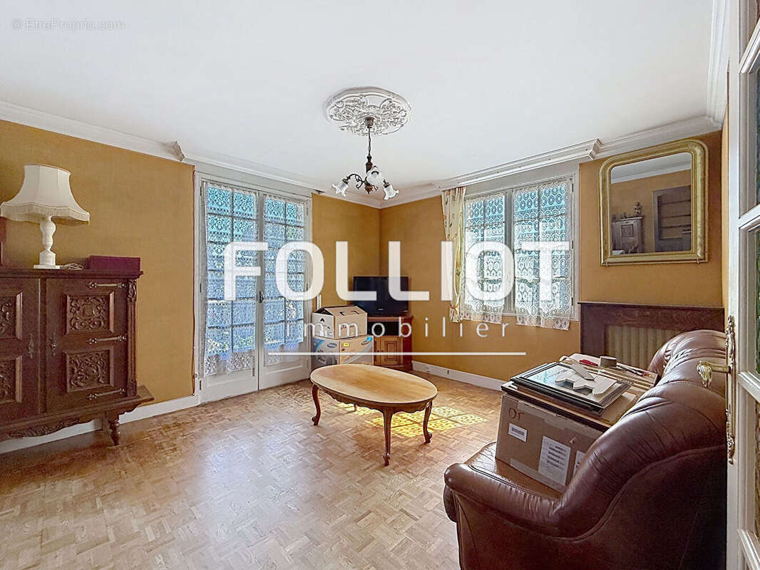 Maison à vendre à Avranches - 8 pièces, 150 m², à rafraichir - photo 2