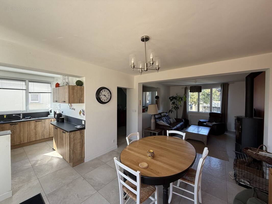 Maison à LOIGNE-SUR-MAYENNE