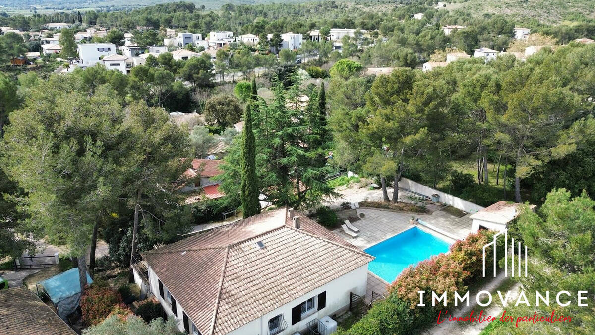 Maison à SAINT-BAUZILLE-DE-MONTMEL