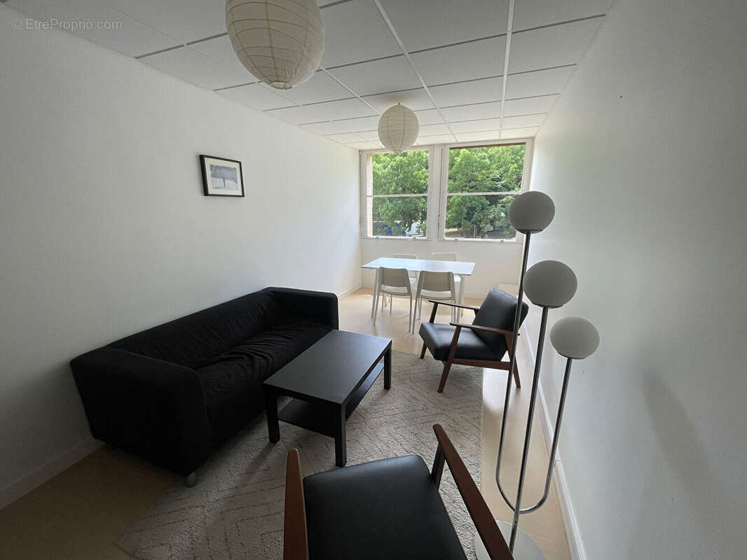 Bureaux à vendre - 75,34 m² -Residence saint GILDARD - photo 3