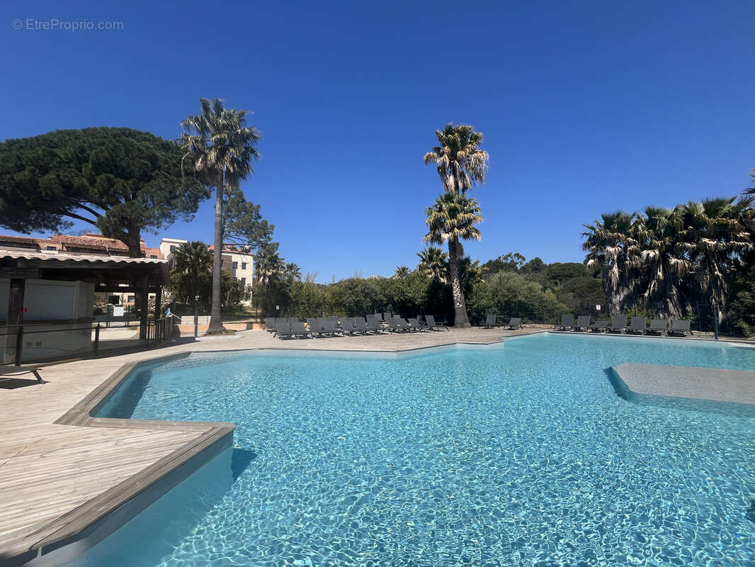 Appartement à PIANOTTOLI-CALDARELLO