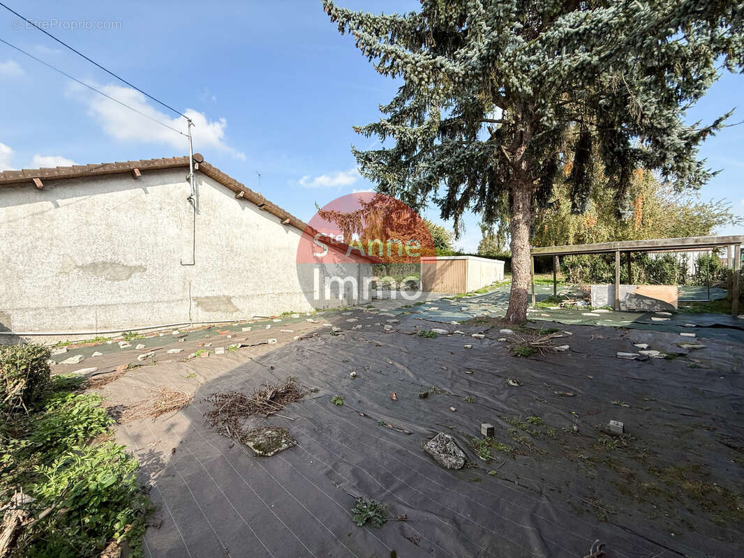 Maison à FRESNOY-LES-ROYE