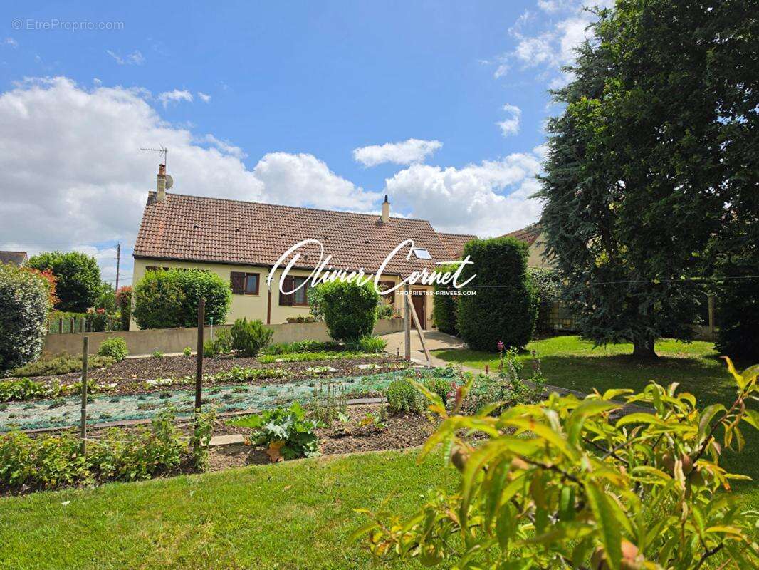 Maison à NOGENT-LE-ROTROU