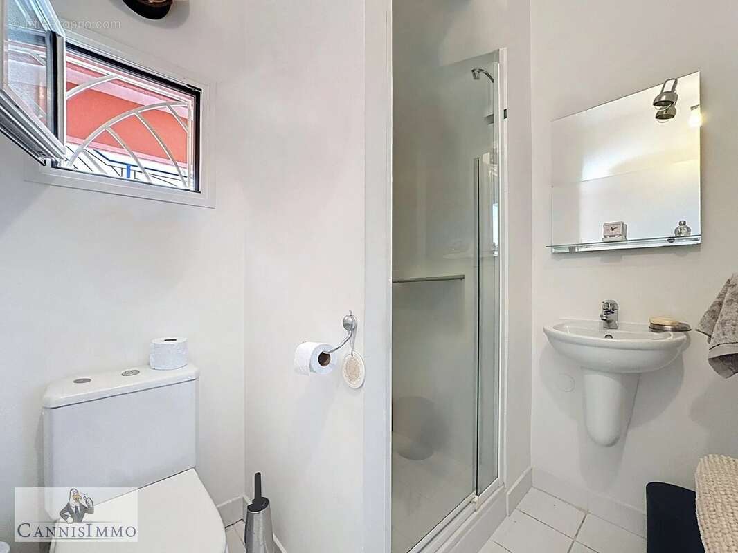 Appartement à MANDELIEU-LA-NAPOULE