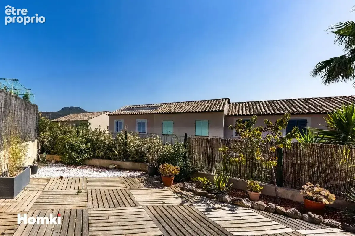 Maison/Villa T5 de 94 m² à Roquebrune-sur-Argens 83520 - photo 3