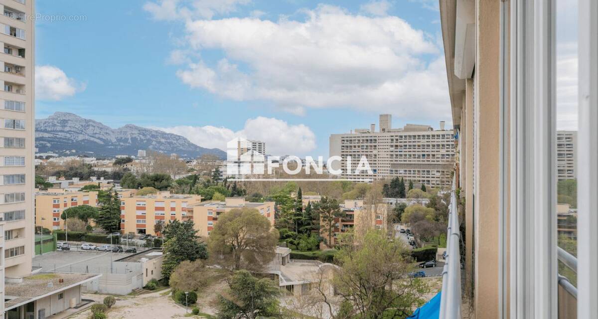 Appartement à MARSEILLE-9E