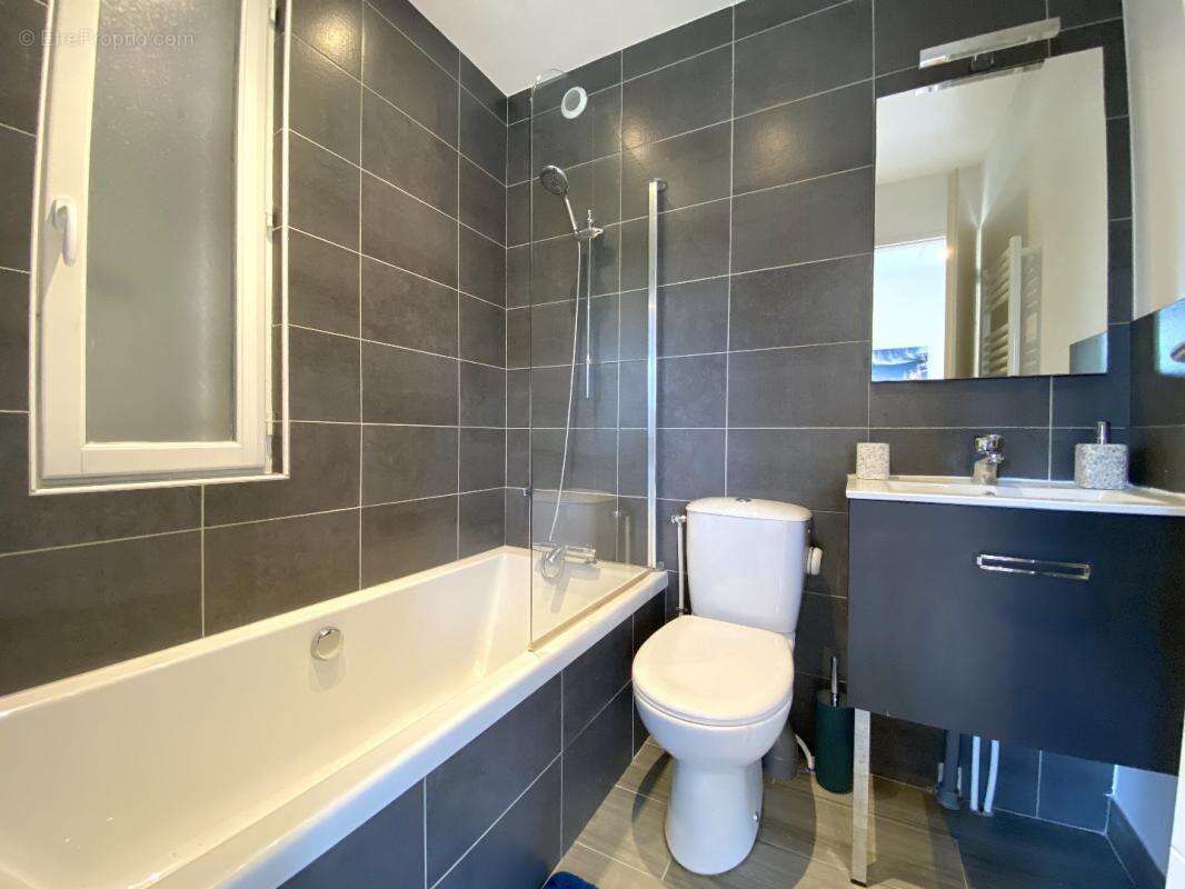 Maison à AUBETERRE-SUR-DRONNE