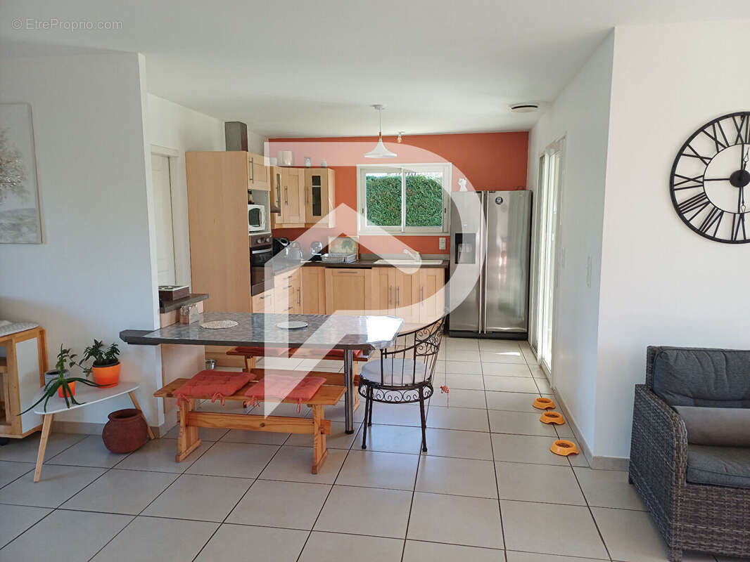 Maison à SAINT-PE-DE-LEREN