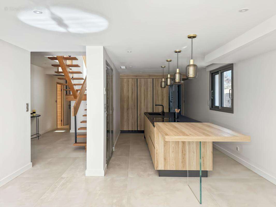 Maison à GUJAN-MESTRAS