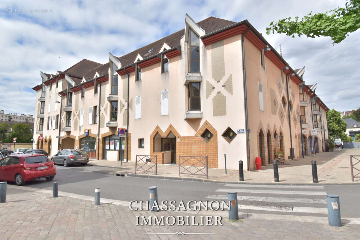 Appartement à MOULINS