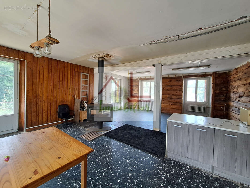 Maison à LA BASTIDE-PUYLAURENT