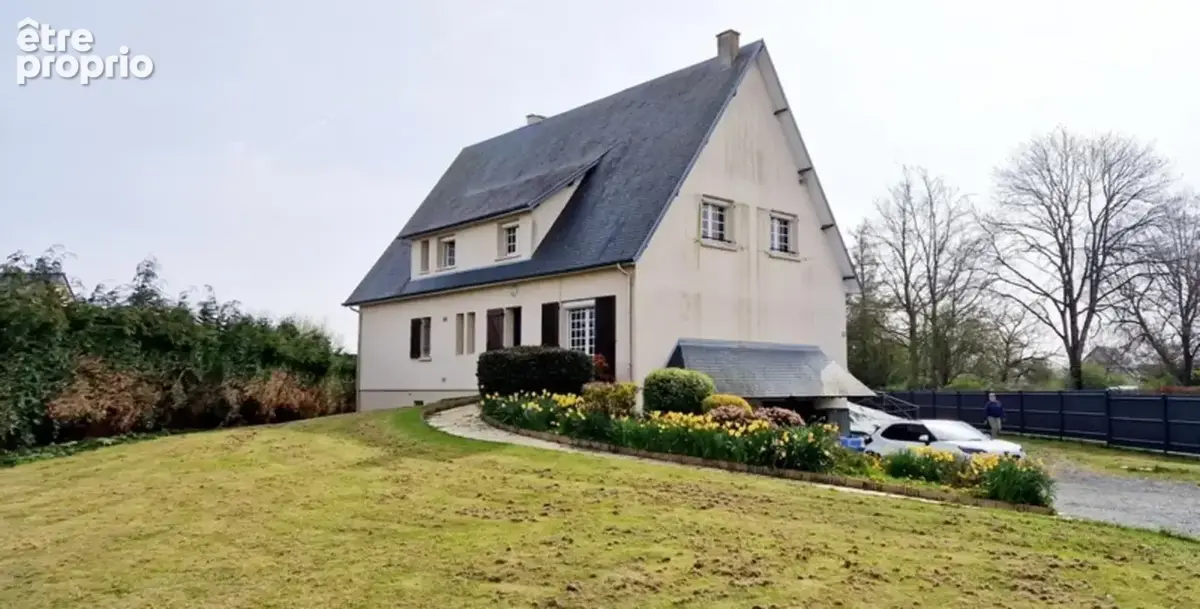 EXCLUSIVITÉ – Maison familiale de 195 m² – 7 chambres – Sous-sol complet – Double garage – Condé-sur-Vire - photo 31